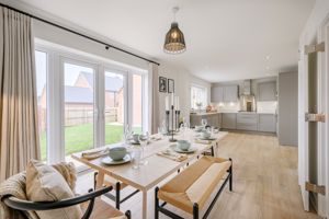 Kitchen Diner- click for photo gallery